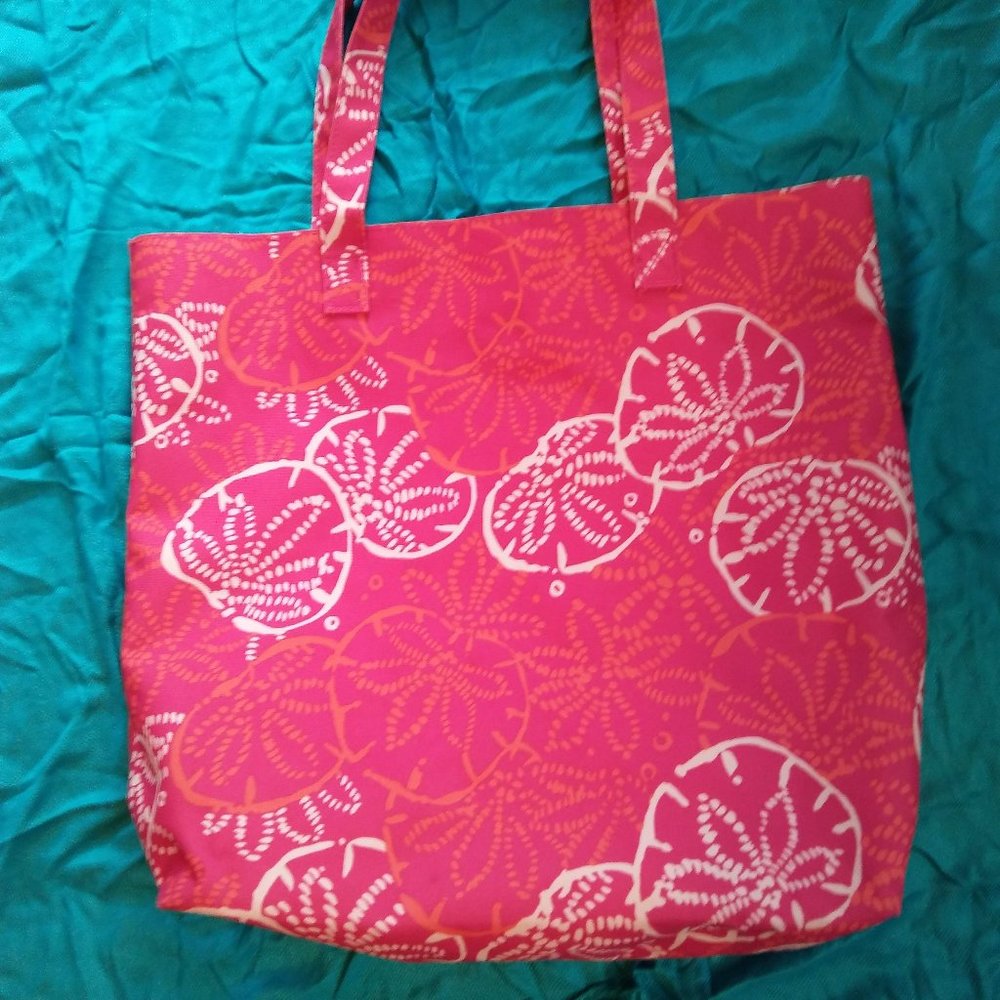 Lilly Pulitzer for Estee Lauder beach tote - Picture 2 of 4